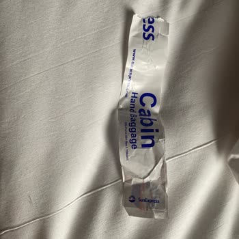 Cobro Injustificado por Equipaje de Mano en Vuelo SunExpress de Antalya a Leeds