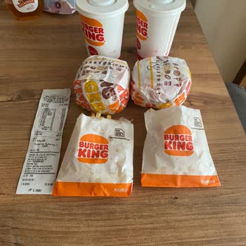 Burger King Bakirkoy - Cobro Excesivo y Papas Faltantes