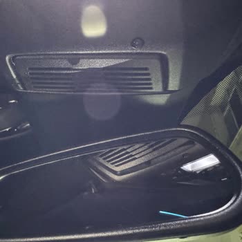 Peugeot 3008: Filtración de Agua y Alcance Irreal del 2008-e, Sin Reembolso