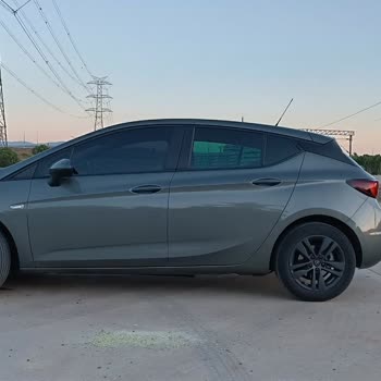 Opel Astra 2020: Problemas de transmisión a los 43k km después de reemplazo