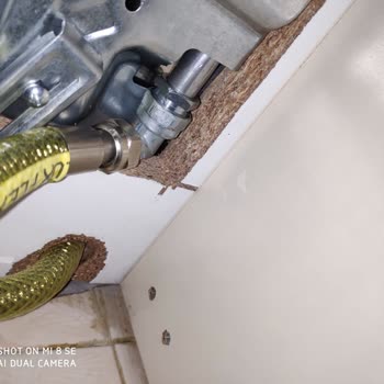 Instalación de la estufa Hoover con manguera de gas incorrecta