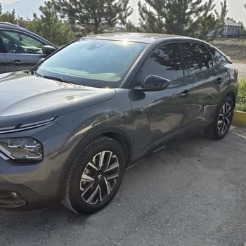 Citroen C4: Problema de Óxido en la Puerta Trasera No Resuelto