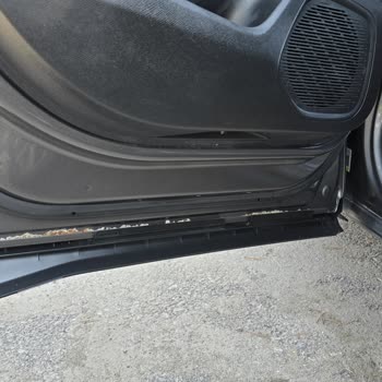 Citroen C4: Problema de Óxido en la Puerta Trasera No Resuelto