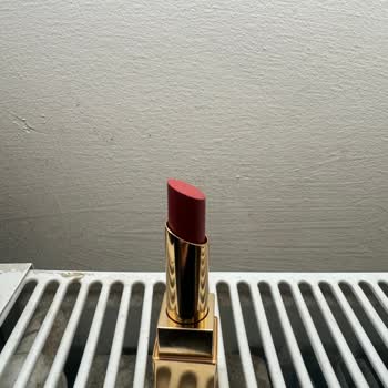 Recibí un color incorrecto de labial YSL de Sephora