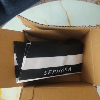 Sephora me envió un Dior Sauvage mal empaquetado y retrasó la paleta de regalo