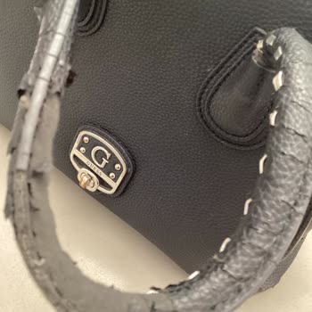 Guess Bolso: Calidad Deficiente, Se Deshizo Rápido