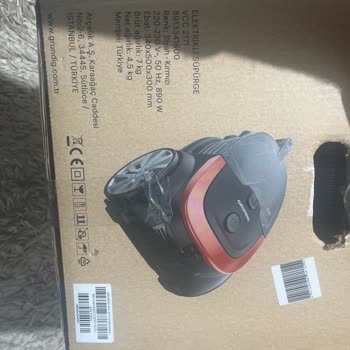 Grundig Aspiradora sin Bolsa Problema con la Devolución