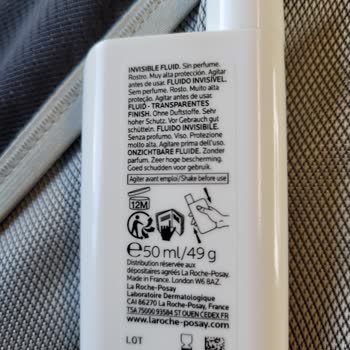 Problemas con La Roche-Posay Protector Solar – Producto Se Siente Como Agua