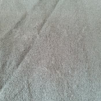 Lacoste T-shirt se desgasta tras dos usos, devolución rechazada