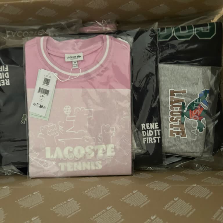 Lacoste: Producto devuelto sin reembolso y mal servicio al cliente