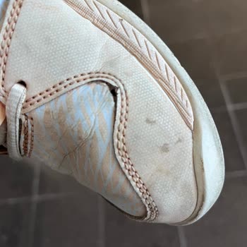 Asics Zapatos de Tenis para Niños se Desgastaron en 6 Meses