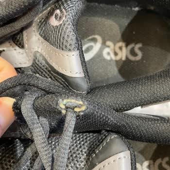 Asics Gel NYC Zapatos de Baja Calidad y Respuesta Decepcionante de la Garantía