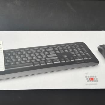 Microsoft Wireless 850 Desktop Set falló en seis meses