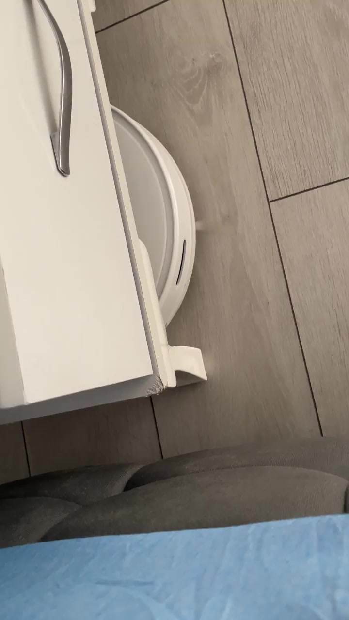Roborock Q7 Max se Choca y Se Queda Atascado – Problemas de Navegación Portada de vídeo