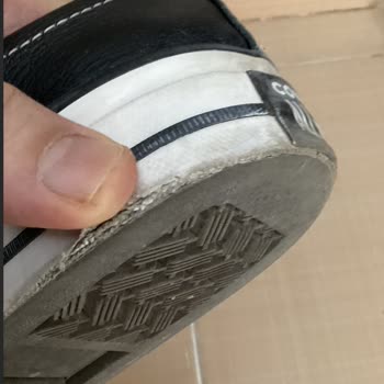 Mis Converse Star Player 76 se deformaron tras poco uso