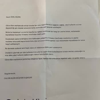 Seguí el manual, pero los jeans Calvin Klein tienen manchas