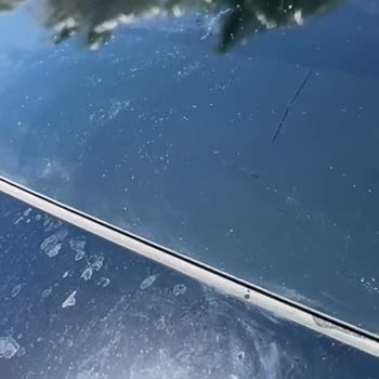 Techo Solar Agrietado en mi Tesla Model Y SR de 16 Días - Problema de Garantía