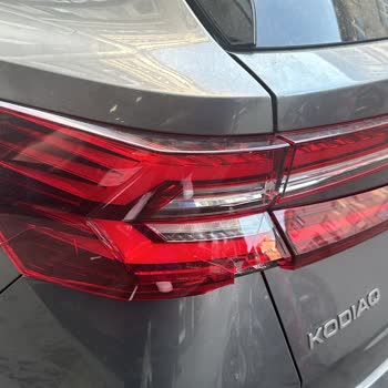 Skoda Kodiaq cambia a modo estacionamiento mientras conduzco, poniendo en riesgo mi seguridad