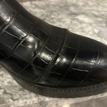 Botas Nine West de mujer se rasgaron tras 5 usos