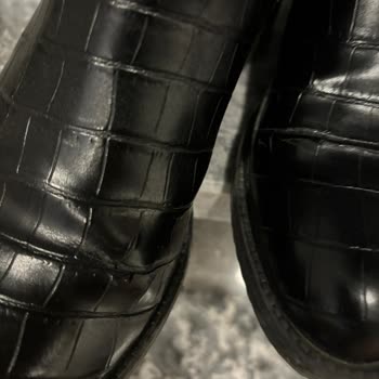 Botas Nine West de mujer se rasgaron tras 5 usos
