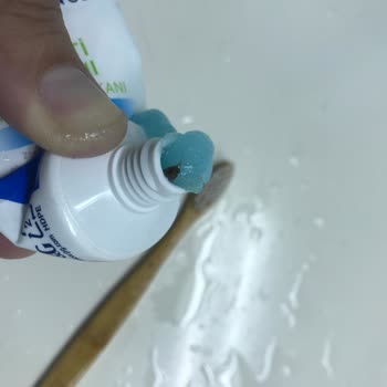 Error en la pasta de dientes Oral-B de Migros