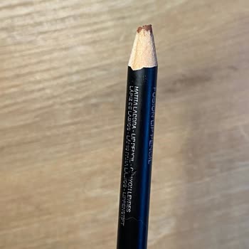 Retraso en Pedido de Kiko Milano y Producto Defectuoso