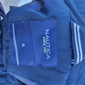 Problema de calidad con abrigo de verano Nautica