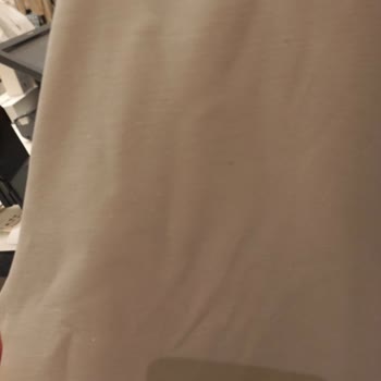 Oysho se niega a reembolsar chándal defectuoso