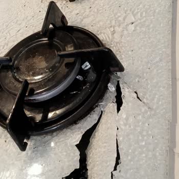 Esty Cooktop se Rompe Espontáneamente