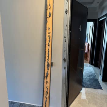 Sur Çelik Kapı Sıfır Evde Çelik Kapı Pervazı Sorunu Ve Garanti Problemi