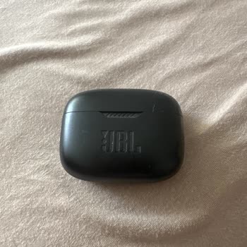 JBL Tune 130NC Tws Kulaklık Şarj Ömrü Çok Kısa Ve Doluyken Atıyor