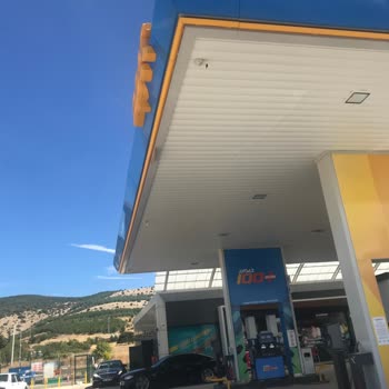 Opet'deki Yakıt Görevlisinden Özgüven Şov