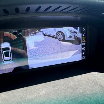 BMW Tecrübesiz Çalışanlar Ve Yetersiz Hizmet