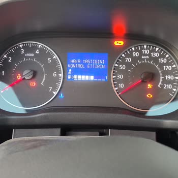 2023 Renault Express Van