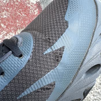 Hepsiburada Skechers Ayakkabı Deformasyon Şikayeti