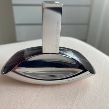 Fethiye Watsons Calvin Klein Euphoria Parfüm Şikayeti