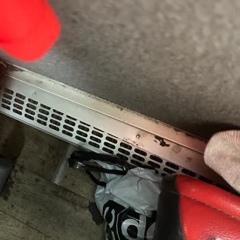 Van Kalesi Turizm Eski Ve Kirli Otobüslerle Kötü Yolculuk Deneyimi!