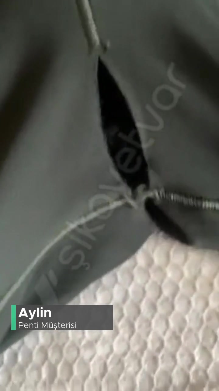 Paramparça Olan Penti Tayt! videonun kapak resmi