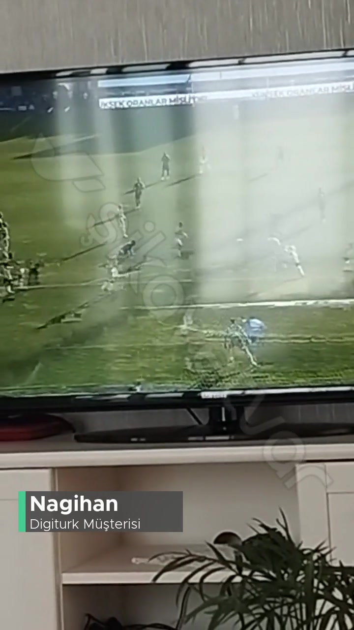 Digiturk Maç Yayınlarını Sorunsuz İzletmiyor! videonun kapak resmi