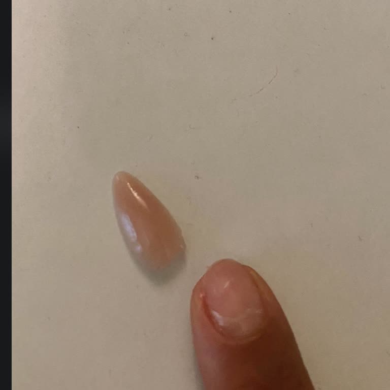 Nailport Karaköy Protez Tırnak Takma Tırnak Gibi Düştü!