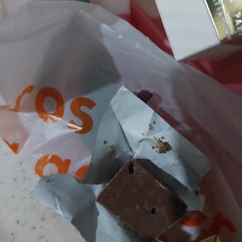 Migros'tan Aldığım Patiswiss Çikolatadan Kurtlar Çıktı