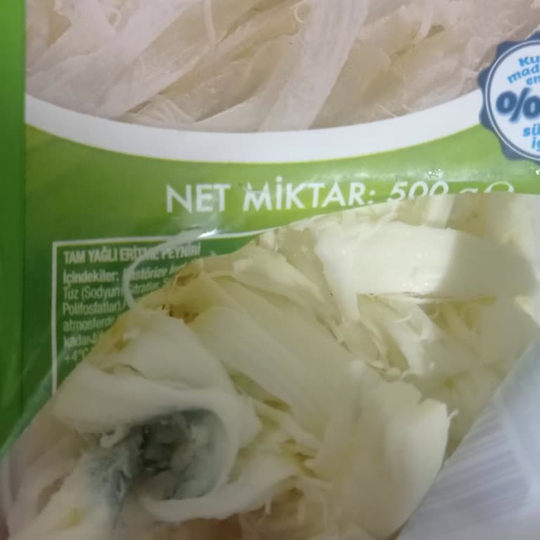 BİM Tel Peyniri Küflü Çıktı