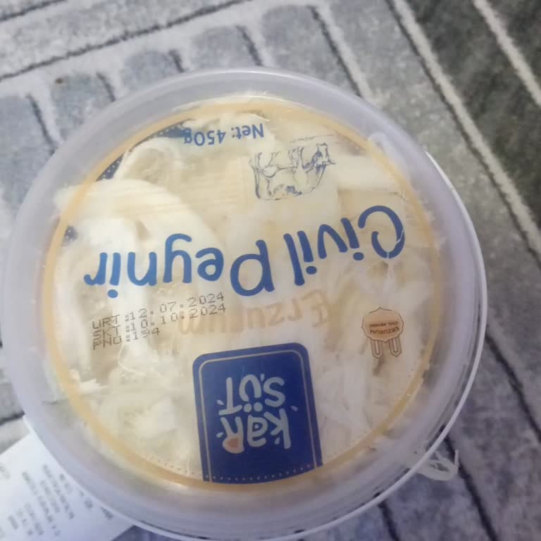 Şok Market Civil Peynir-karsüt Küflü Çıktı.