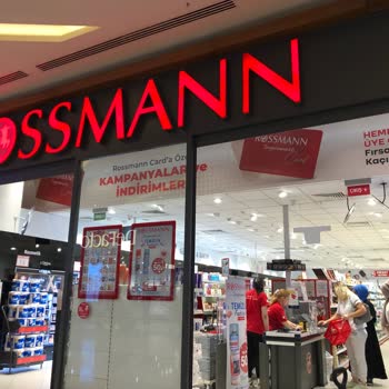 Rossmann Kasiyerlerinin İade Almamak İçin Uğraştırması
