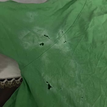 Vanish Kosla Oxi Action Ürünü T-SHİRT'ÜME Zarar Verdi.