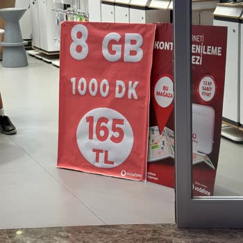İzmir İstinyePark Vodafone'da Yanıltıcı Fiyat Bilgisi