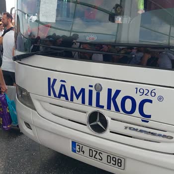Kamil Koç Yolda Kalan Araç