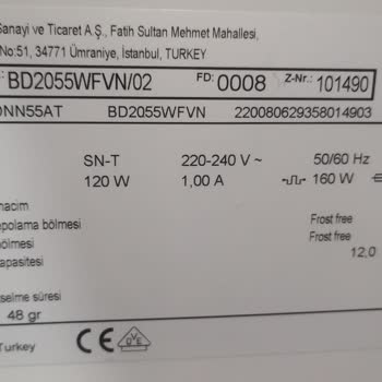 Profilo Buzdolabı Alt Kısmı Buz Tutuyor. Ayar Düğmesi De Kırıldı.