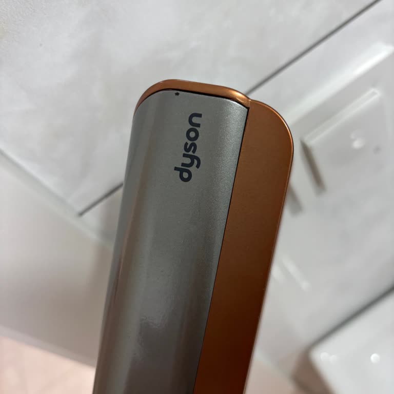 Dyson Airstrait Saç Şekillendirici Dış Kaplama Sorunu