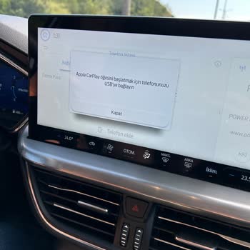 Ford Focus 2023 Apple CarPlay Problemi